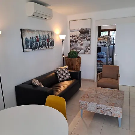 Casa Brugge Tatil Evi Playa Blanca